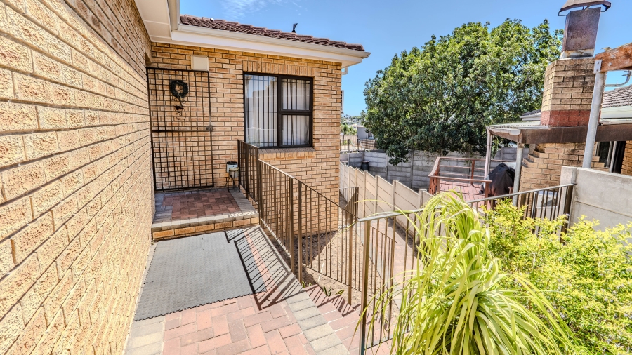 3 Bedroom Property for Sale in Normandie Western Cape